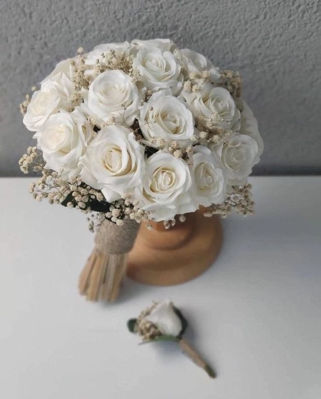 رز و ژیپسو بین رز